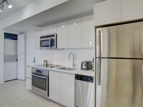 2602 E Hallandale Beach Blvd R407, Hallandale Beach FL 33009