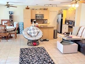 1121 NW 86th Ter, Pembroke Pines FL 33024