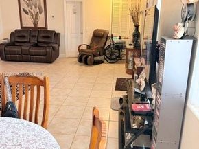 1121 NW 86th Ter, Pembroke Pines FL 33024