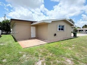 1121 NW 86th Ter, Pembroke Pines FL 33024
