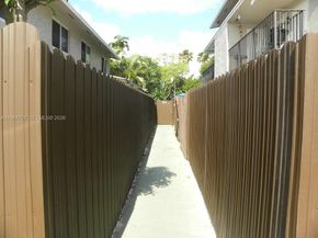 15690 SW 82nd Cir Ln 91, Miami FL 33193