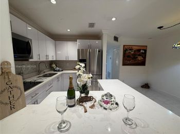 8851 Sunrise Lakes Blvd