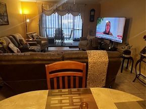 200 Berkley Rd 123, Hollywood FL 33024