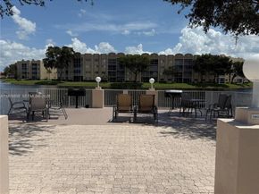 7730 Granville Dr 202, Tamarac FL 33321
