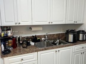 2815 W 76th St 20217, Hialeah FL 33018