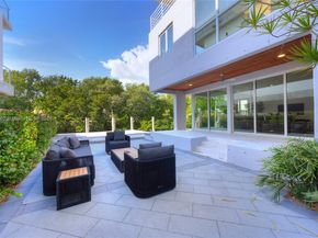 3566 Rockerman Rd, Miami FL 33133