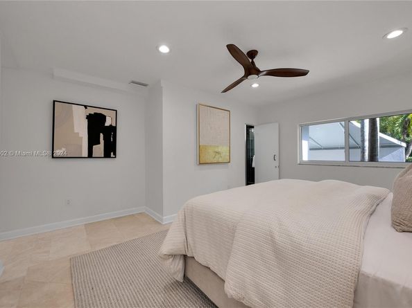 3566 Rockerman Rd, Miami FL 33133