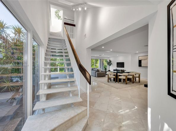 3566 Rockerman Rd, Miami FL 33133