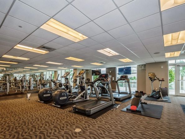1819 SE 17th St 703, Fort Lauderdale FL 33316