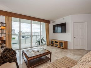 1819 SE 17th St 703, Fort Lauderdale FL 33316