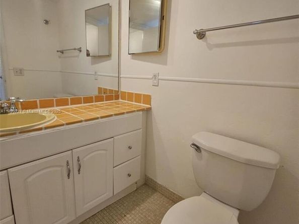 2900 N Palm Aire Dr 108, Pompano Beach FL 33069