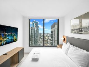 159 NE 6th St 4015, Miami FL 33132