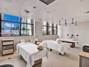 159 NE 6th St 4015, Miami FL 33132