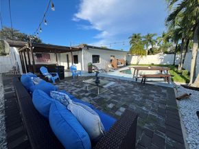 11370 NW 46th Pl, Sunrise FL 33323