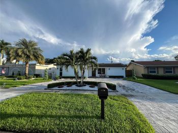 11370 NW 46th Pl