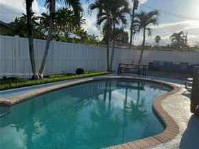 11370 NW 46th Pl, Sunrise FL 33323