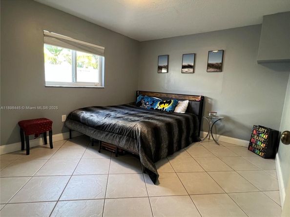 11370 NW 46th Pl, Sunrise FL 33323