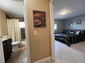 11370 NW 46th Pl, Sunrise FL 33323