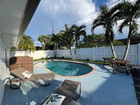 11370 NW 46th Pl, Sunrise FL 33323