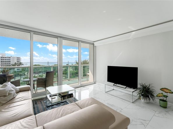 100 Bayview Dr 709, Sunny Isles Beach FL 33160