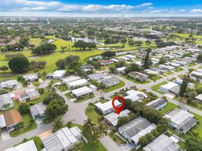 8360 SW 21st St, Davie FL 33324