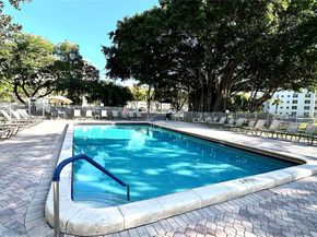 2651 S Course Dr 307, Pompano Beach FL 33069