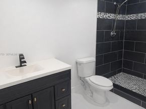 5250 SW 115th Ave, Miami FL 33165