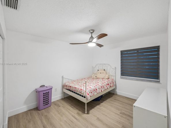 3250 SW 116th Pl, Miami FL 33165