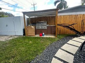 6761 Allen St, Hollywood FL 33024