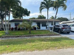 6761 Allen St, Hollywood FL 33024