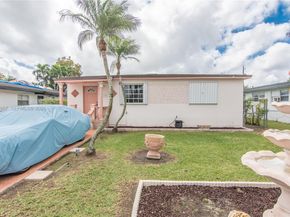 1300 NW 9th St, Homestead FL 33030