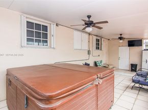 1300 NW 9th St, Homestead FL 33030