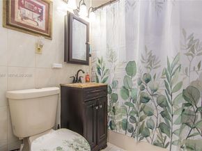 1300 NW 9th St, Homestead FL 33030