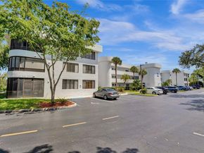 1480 Sheridan St 17B, Hollywood FL 33020