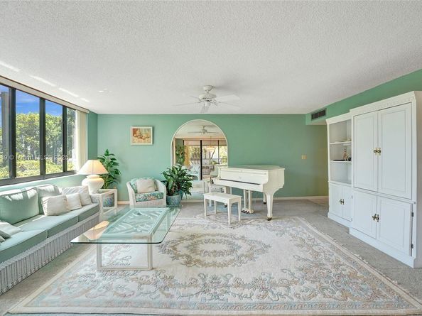1480 Sheridan St 17B, Hollywood FL 33020