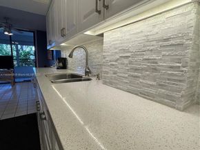 1480 Sheridan St 17B, Hollywood FL 33020