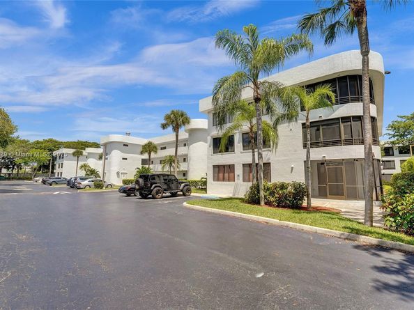 1480 Sheridan St 17B, Hollywood FL 33020