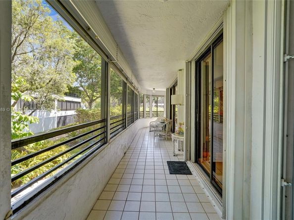 1480 Sheridan St 17B, Hollywood FL 33020
