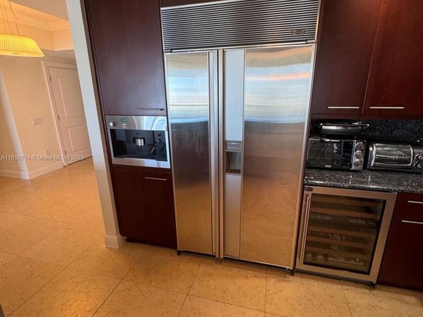 Undisclosed Address #A11858714, Aventura FL 33160