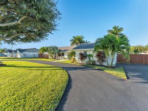 1651 NW 19th St, Homestead FL 33030