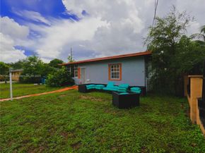 1841 NW 86th Ter, Miami FL 33147
