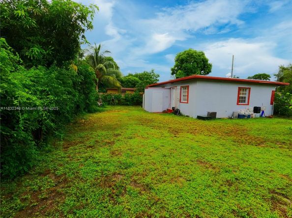 1841 NW 86th Ter, Miami FL 33147