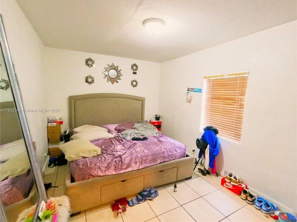 1841 NW 86th Ter, Miami FL 33147