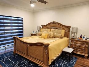 6751 Cypress Rd 205, Plantation FL 33317