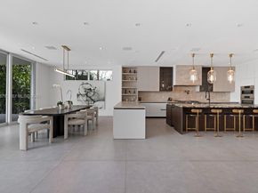 1379 N Venetian Way, Miami FL 33139