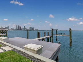 1379 N Venetian Way, Miami FL 33139