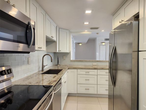 5201 Orduna Dr 14, Coral Gables FL 33146