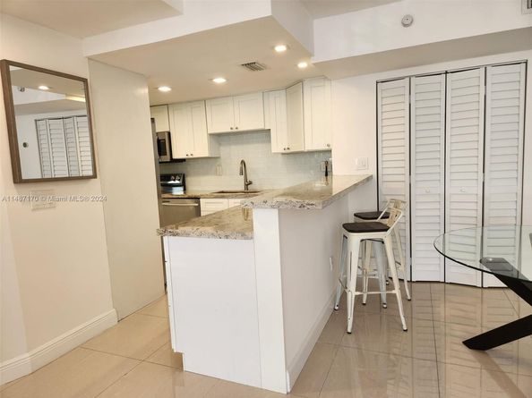 5201 Orduna Dr 14, Coral Gables FL 33146