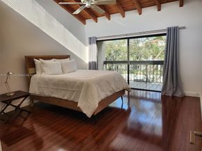 5201 Orduna Dr 14, Coral Gables FL 33146