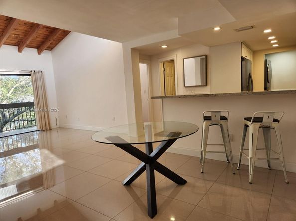 5201 Orduna Dr 14, Coral Gables FL 33146